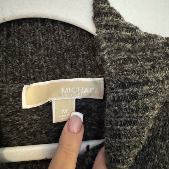 💥CHANDAIL MICHAEL KORS EN LAINE💥 - Picture 4 of 5